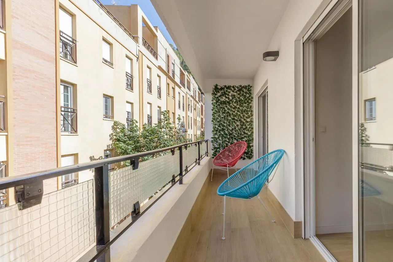 Spacious & Quiet Apartment By Hellomalaga - Azahar Spain