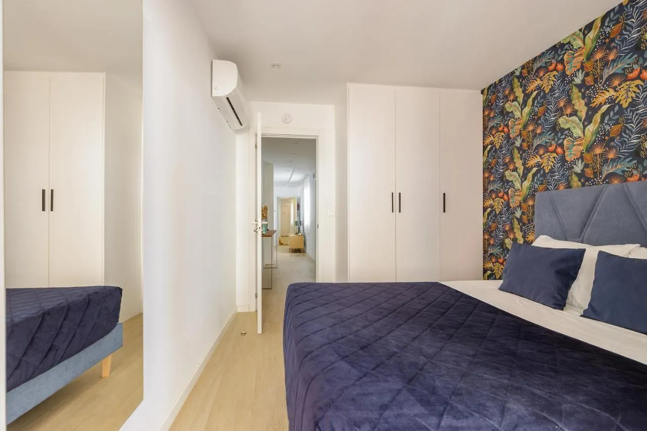 Spacious & Quiet Apartment By Hellomalaga - Azahar